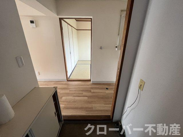 オリエントハイツの玄関