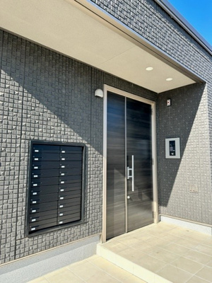 【セキュリティ】 | 【シャーメゾン】NewRichⅥ(ニューリッチシックス) | オートロックで防犯上も安心安全です