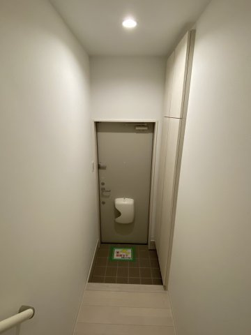 カナロア長田の玄関