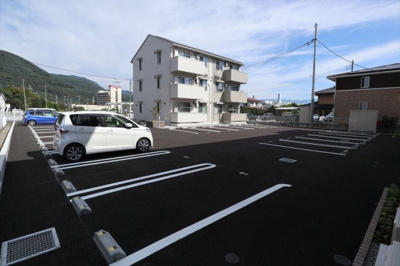 【駐車場】 | ヒルズ石和B