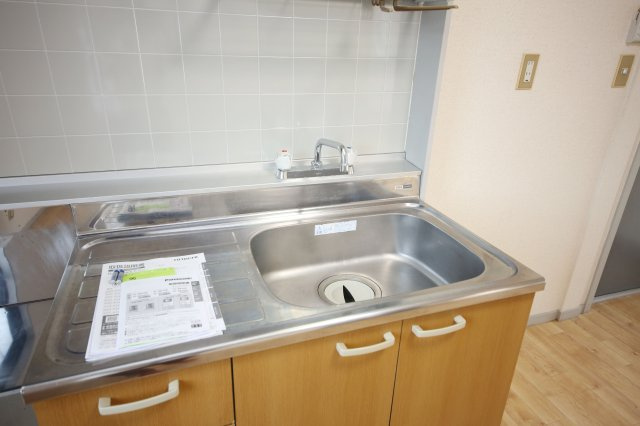 サンライフ伴野Bのキッチン