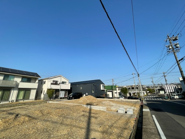 天白区高宮町 全２棟　＜仲介手数料無料＞高坂小・久方中　新築一戸建ての前面道路含む現地写真|撮影
社長の村田です！
自らプレイヤーとして営業しています
長年の経験と実績から皆様により良いマイホーム購入のご提案をいたします。
住宅ローンの不安や購入後の不安等何でもご相談ください。