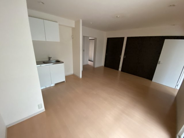 イスズハイツベル芦屋パートⅡの居間・リビング