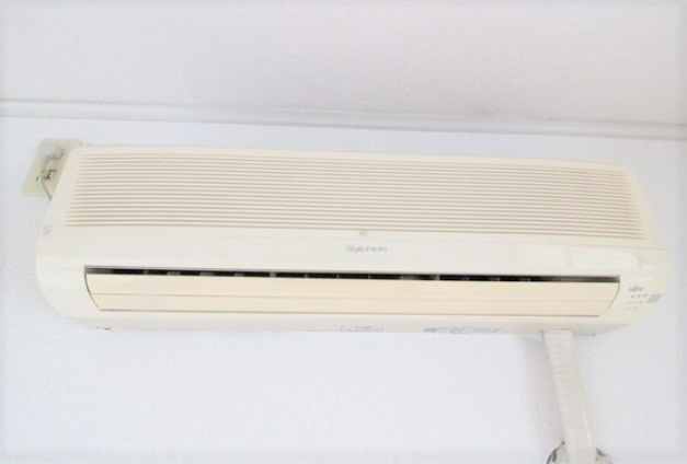 エクセル【キャッシュバック対象物件】の寝室|落ち着いた色調の寝室です