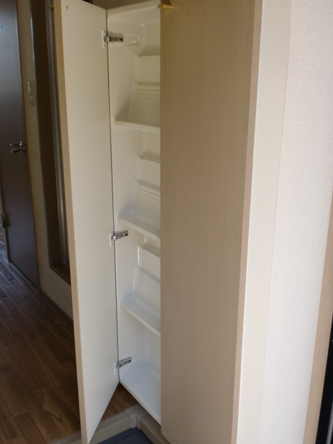 ウィンディアの玄関|下駄箱付き