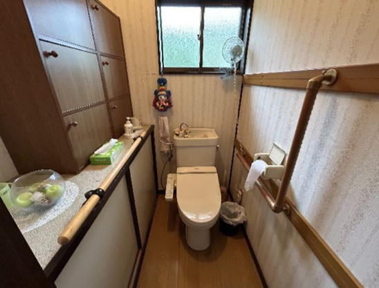 【トイレ】 | 伊東市湯川　大型邸宅