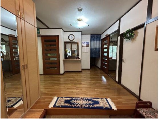 【玄関】 | 伊東市湯川　大型邸宅