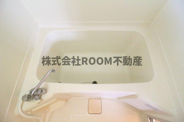 コーポソレイユの浴室|落ち着いた空間のお風呂です