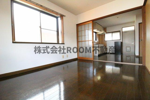 コーポソレイユの居間・リビング|使いやすい居間です