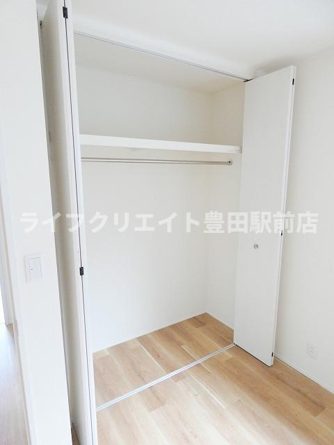 三沢5丁目戸建の収納