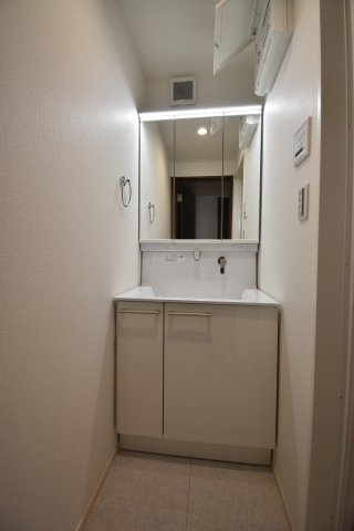 【その他】 | 高田馬場３丁目　新築戸建 | 施工工務店の同程度仕様施工例現場をご覧いただけます。