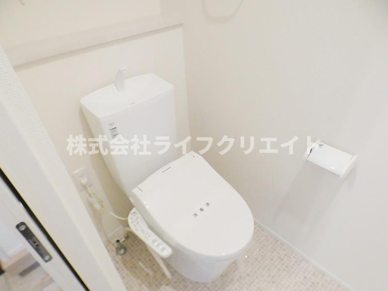 三沢5丁目戸建のトイレ
