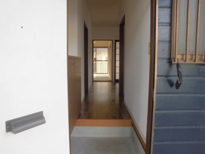 【玄関】 | メゾンKIWA | 収納つきの玄関です