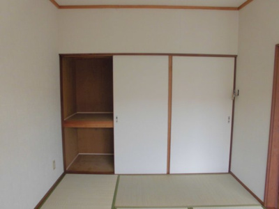 【和室】 | メゾンKIWA | 押入がついているのでたくさん収納できます