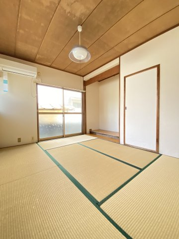 大内矢田南小林貸家の和室