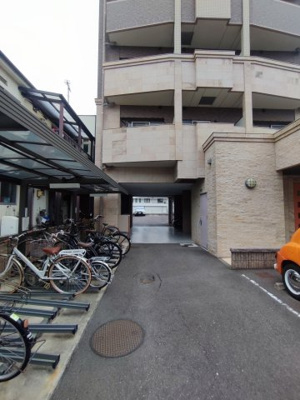 【駐車場】 | ヴァンデュール名古屋御器所 | 昭和区御器所エリアおすすめオーナーチェンジ物件でました！駅近１Kです♪