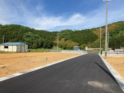 【前面道路含む現地写真】 | 越前市広瀬町 　分譲地12