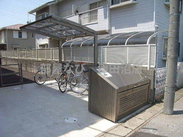 カーサ・ノザキⅦのその他共用部分|屋根付駐輪場