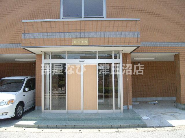 カーサ・ノザキⅦのエントランス|建物の内部です