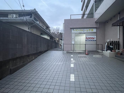 【駐車場】 | トランクルーム千現