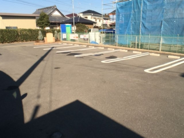 モンタンヴェールの駐車場