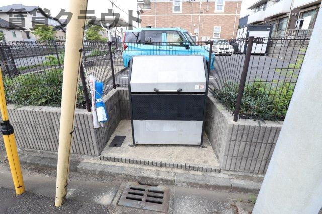 メゾン　デ　ラ　コリーヌのその他共用部分|ゴミステーション