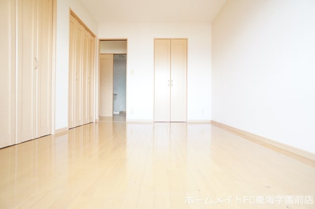 熊本市東区御領８丁目の賃貸マンションの洋室