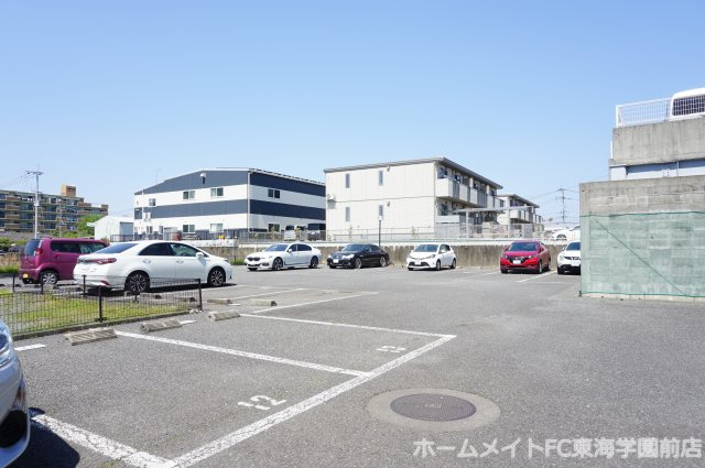熊本市東区御領８丁目の賃貸マンションの駐車場