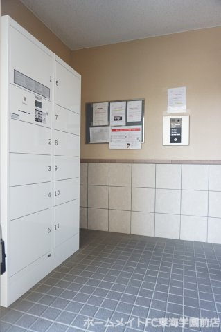 熊本市東区御領８丁目の賃貸マンションのエントランス