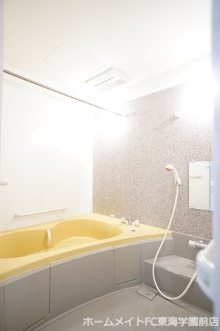 熊本市東区御領８丁目の賃貸マンションの浴室