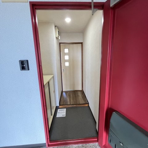 大木戸ビルの玄関