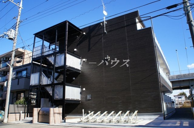 船橋市東船橋４丁目の賃貸マンションの外観