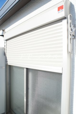 船橋市東船橋４丁目の賃貸マンションの収納