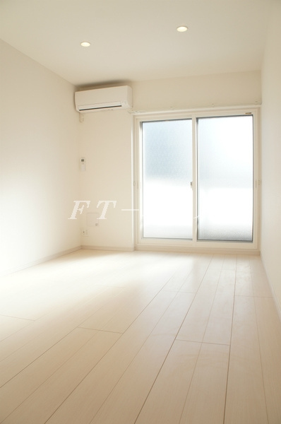 船橋市東船橋４丁目の賃貸マンションの居間・リビング