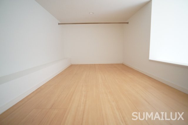 熊本市中央区島崎１丁目のアパートの洋室