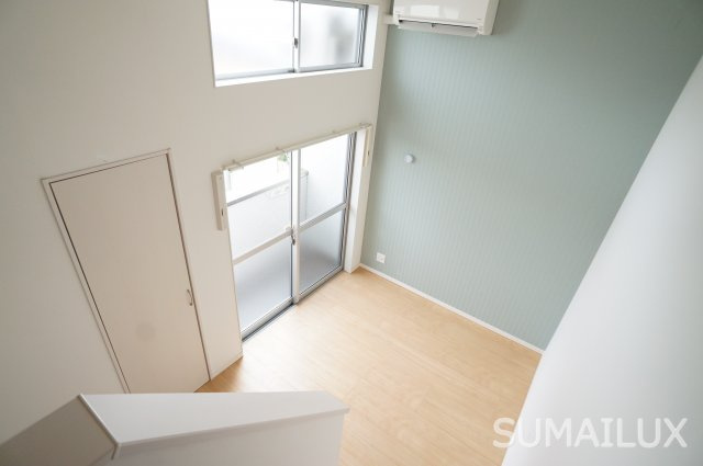 熊本市中央区島崎１丁目のアパートの居間・リビング