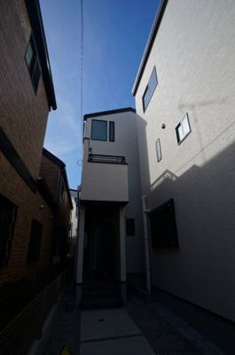 【外観】 | 北篠崎新築戸建２棟 | 1号棟　4，999万円　土地９２．７０㎡　建物１００．９５㎡