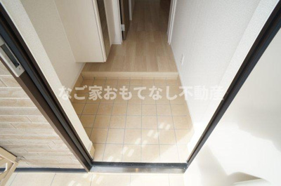 【玄関】 | シェリエⅢ | 同タイプ写真