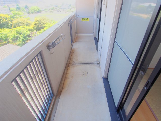 クレストコート海田栄町のバルコニー