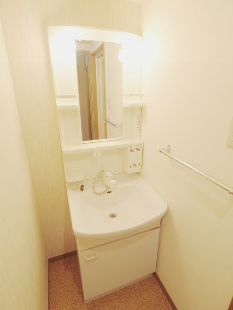 クレストコート海田栄町の洗面所