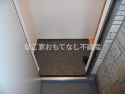 【玄関】 | サニーフラット | 同型タイプ