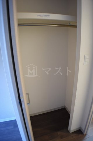 プレサンス谷町リーベの収納|沢山収納出来るクローゼット