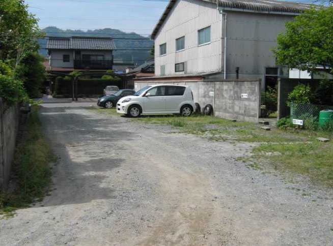 山根駐車場