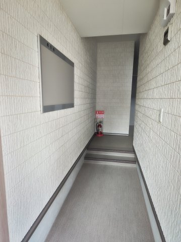 INOVE寝屋川のロビー|建物の内部です