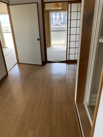 ハイツ藤江の居間・リビング|ゆったり過ごせるリビングです