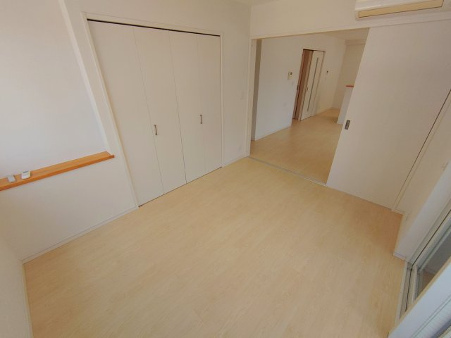 【寝室】 | リバージュ