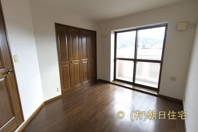 パビヨン広の洋室