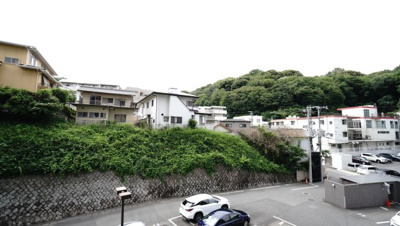 【展望】 | 【上質リフォーム】フローレンス牛田新町グランドアーク | 【四季を感じる】
四季の移ろい・爽やかな青空や風を感じられ
自然を愉しめるパノラマビュー。
毎日の暮らしに余裕を感じさせてくれる、
遮る物の無い開放的な眺望を是非、ご堪能ください。