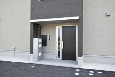 【エントランス】 | ヒルサイド本江