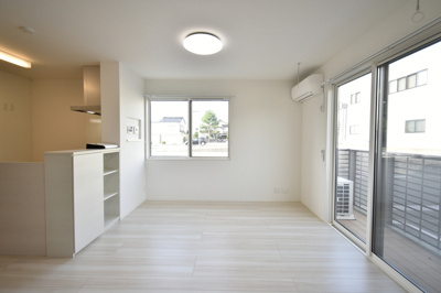 【居間・リビング】 | ヒルサイド本江